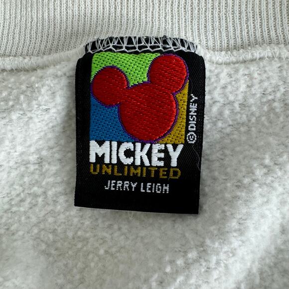 Vintage Disney winter skiing sweatshirt - Picture 6 of 10